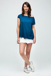 Everyday Sabbatical off-shoulder top — soft, wrinkle-resistant, flattering neckline.